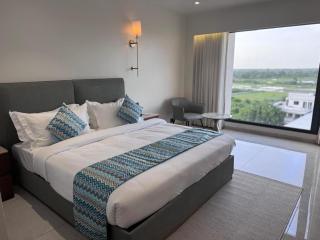 Hotel Veritas Grand - 3