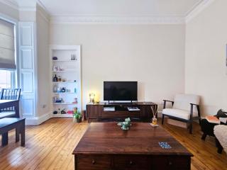 Edinburgh 2-Bedroom City Stay Apartment - Edinburgh - 8