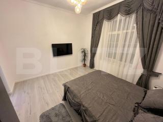 Roxana House - 2