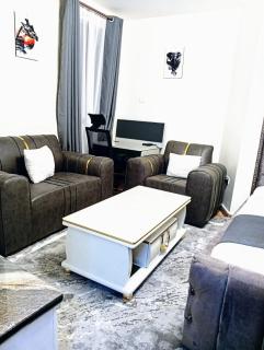 Sahel Executive Studio apartment with separate kitchen and bathroom in another section from the main room for cheap accommodation in Elgon View near Eldoret sports club,Rapha Hospital, Naivas supermarket, rupha mall, and Eldoret International Airport - 7