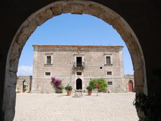 Masseria Mandrascate Prato - Valguarnera Caropepe - 0