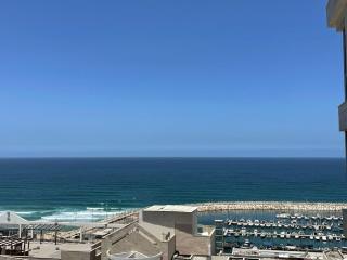 Beach Suite Israel - 12th Floor Marina & Beach Views 3 Bedrooms ביץ סוייט ישראל של אשקלון - דירת נופש קומה 12 נוף מאלף למרינה וים, 3 חדרי שינה - Ashkelon - 0