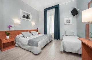 Hotel Reyes - 7