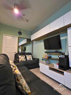 Home of Poli - 1BR with FREE Netflix & WiFi - 0