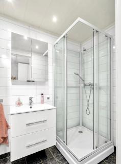 Newly renovated apartment close to the city center! - Tromsø - 8