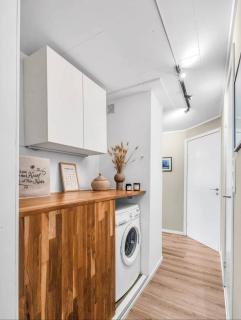 Newly renovated apartment close to the city center! - Tromsø - 3