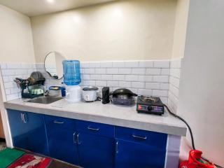 3 Minutes walk to burnham park - 6