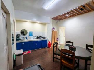 3 Minutes walk to burnham park - 9