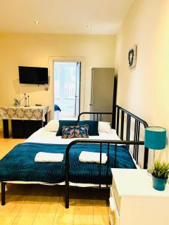 Nice One Bedroom Apartment in the City of London - Londra - 0