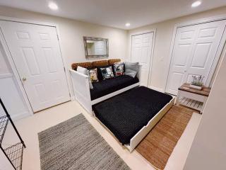 Waterview Suite Newport Area w/AC - Portsmouth RI - 6