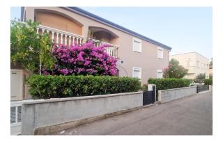 1 Bedroom Cozy Apartment In Vir - 8