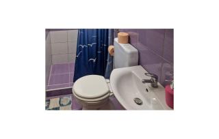 1 Bedroom Cozy Apartment In Vir - 1