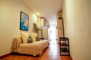Shared Apartment With Bright Private Patio in Lisboa - Lissabon - 4