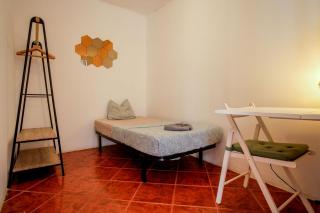 Shared Apartment With Bright Private Patio in Lisboa - Lissabon - 2