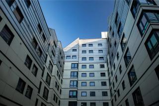 Burley Road in Leeds - Leeds - 7
