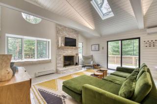 Springs Cottage by Rove Travel Home with Heated Pool - East Hampton - 8