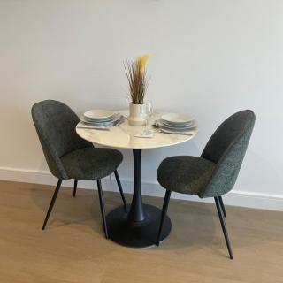 1 BR Flat Prime Spot Near Station, Shops & Culture - Leeds - 5