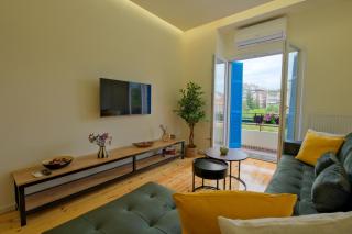 AG Living One - 6