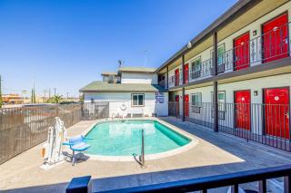 Hotel Avenida Victorville I 15 - 3