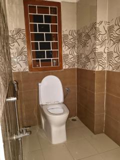 V & Q Homestay - Guwahati - 9
