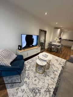 Stylish 2-Bed Apartment by Manchester City Cente - Manchester - 9