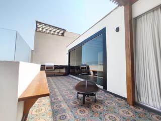 Luxe Singles Couples Flat in Upscale Lima - 9