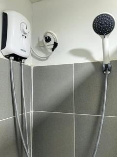 Verdant Resort Condo with Pool, Balcony, Near Airport and Beach - 1