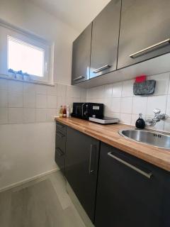 City Apartement mit Seeblick, TOPLAGE Stadtblick, Shopping & 1 Minute zum Bodensee - Friedrichshafen - 2