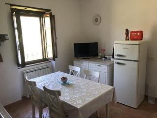 Home from Home in Passignano - Lakeside views! - Passignano sul Trasimeno - 1