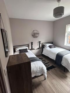 2 Bed First Floor Flat in Northampton, Moulton Park - Boughton - 6