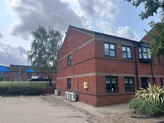 2 Bed First Floor Flat in Northampton, Moulton Park - Boughton - 3