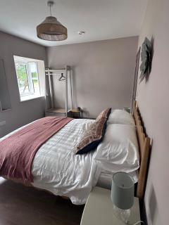 2 Bed First Floor Flat in Northampton, Moulton Park - Boughton - 2