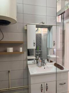 One Bedroom Apartment in City Center - 3