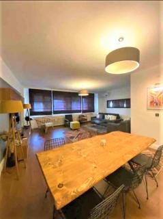 Central Apartment with 3BR, Lift, AC, Cihangir - Istanbul - 7