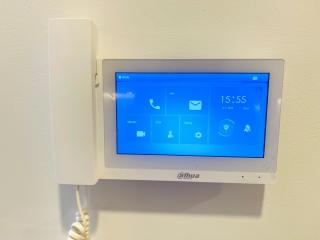 Azizi Rivieira Meydan, Dubai Luxury Studio with Burjkhalifa and Pool views - 2