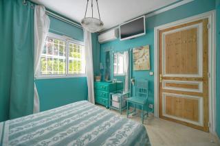 FRGK Luxury Villa in Antibes Heated Pool Spa - 4