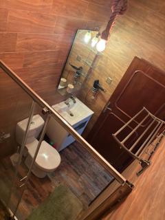 Double bedroom with private bathroom - 1