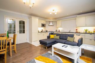 Bracknell Spacious Ground Floor Apartment - Bracknell - 0