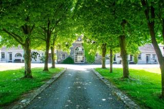 Coach House - 2