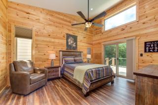 Cardinal Pool Cabin - Rocky Grove - 2