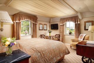 Summer Lodge Country House Hotel - 5