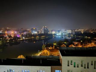 Park Lake CityView - 8