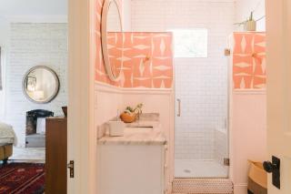 Historic Gem 4 BR with POOL walk to all hotspots - 8