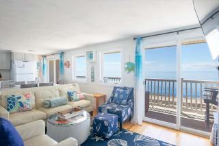 Beachfront with Stunning Views - 2