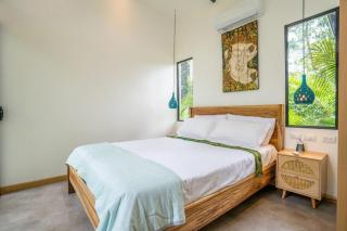 Anusara Dream Villa with Pool & AC - 9