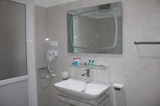Exin River BreezeTransit Hotel - Katunayake - Dandugama - 4