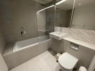 Luxury modern 2Bed-2Bath Apartment - 8
