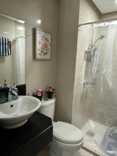 The Chic Studio at 150 Near NAIA Terminal 3 - 8