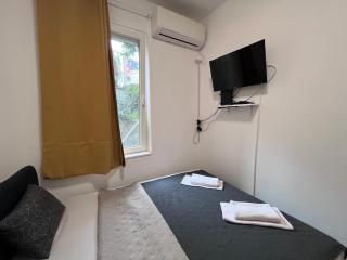 The Cozy George Apartment - 8