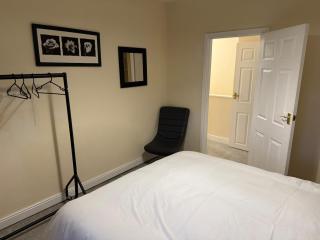 Oswaldtwistle Spacious 3 Bedroom Two Bath - Oswaldtwistle - 3